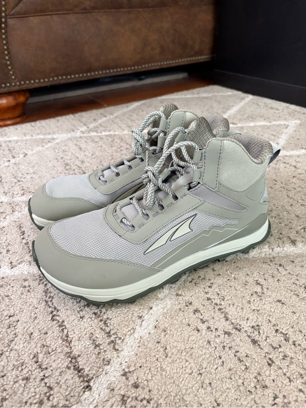 Altra Lone Peak Hiker Women’s Boots Size 10.5 NEW